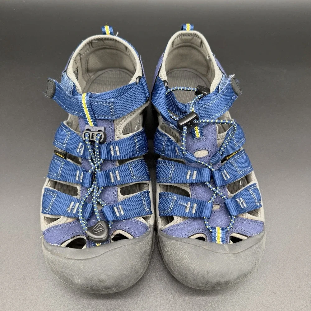 Keen‎ Newport H2 Hiking Sandals Size 5 Big Kids Blue Water Shoes Casual Outdoor